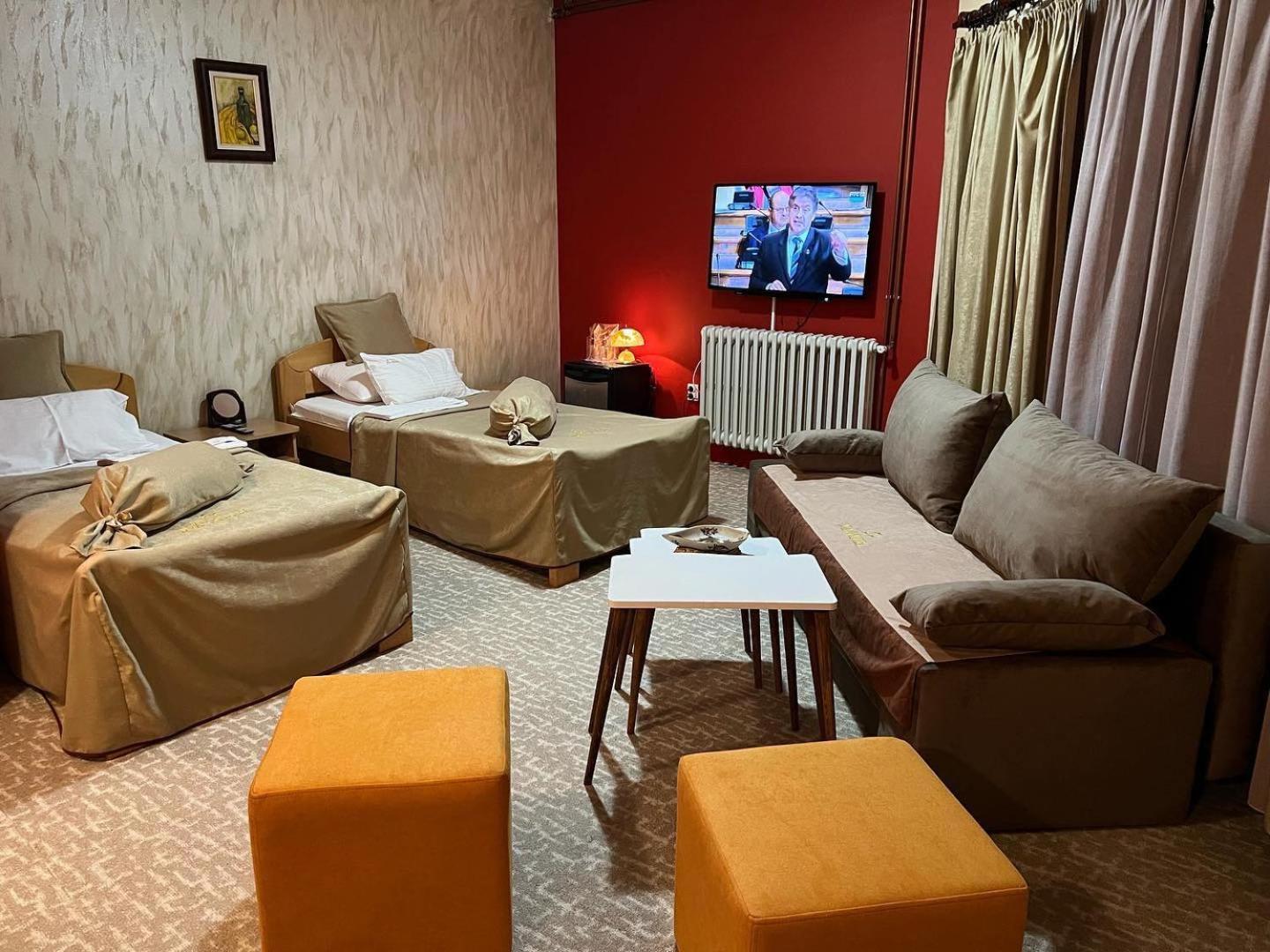 Hotel Dva Goluba Pale Εξωτερικό φωτογραφία