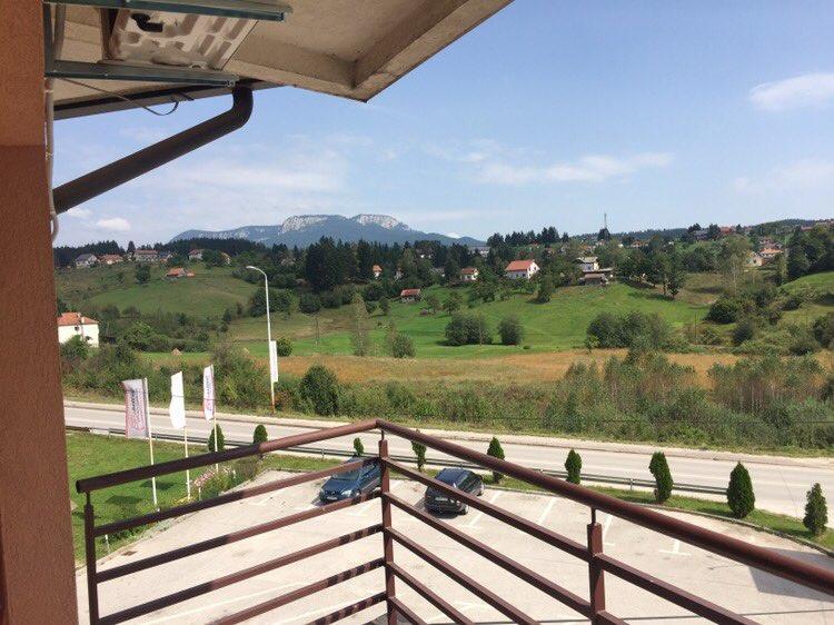 Hotel Dva Goluba Pale Εξωτερικό φωτογραφία