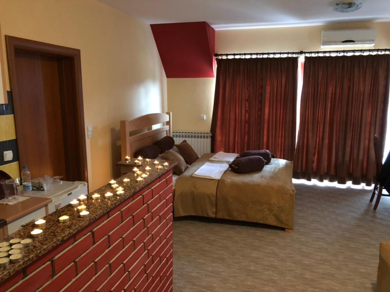 Hotel Dva Goluba Pale Εξωτερικό φωτογραφία