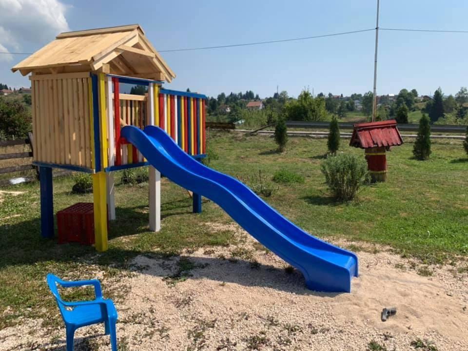 Hotel Dva Goluba Pale Εξωτερικό φωτογραφία